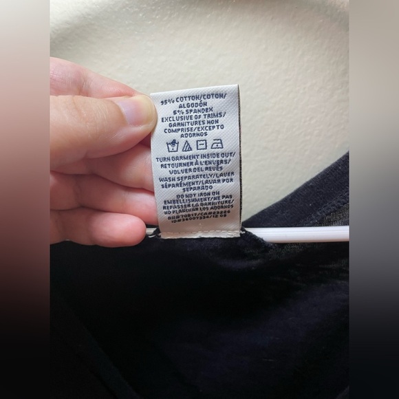 ✨2 For $6 Y2K PINK Studded Sweater Size M #C1 - Picture 10 of 10